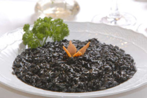 Risotto al nero di seppia - Ricette natalizie siciliane