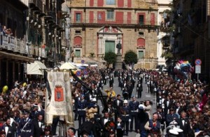 Corteo della Real Maestranza a Caltanissetta - da lamiasettimanasanta.net