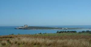 Isola di Capo Passero - immagine di Azotoliquido da wikipedia.it